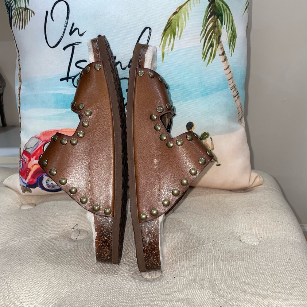 Scoop Women's Brown Studded Faux Shearling Double Strap Sandals Size 9 - Picture 10 of 12